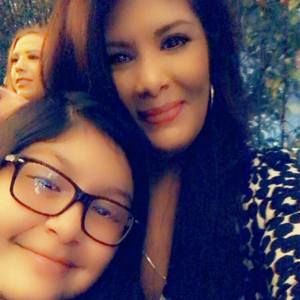 Meet your Posher, Dinean